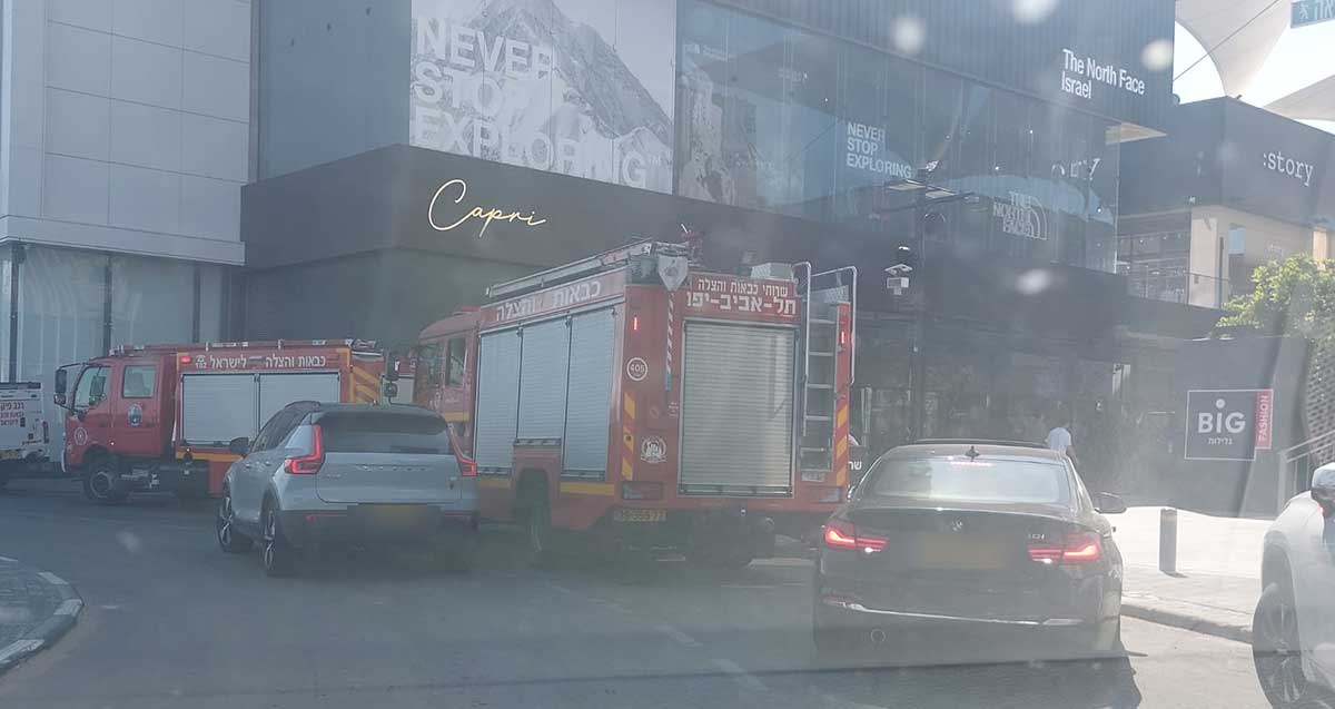צוותי החילוץ של הכבאות בביג פאשן גלילות