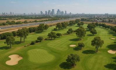 הדמיה של מגרש גולף ענק בין רמת השרון לתל אביב. הדמיית בינה מלאכותית