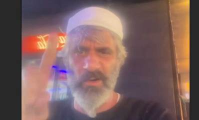 תמונת פנים של בעל עסק ליד בסיסי המודיעין ברמת השרון מאיים