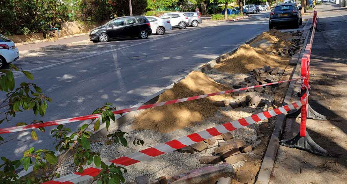 עבודות ברחוב דוד שמעוני במערב הרצליה הירוקה