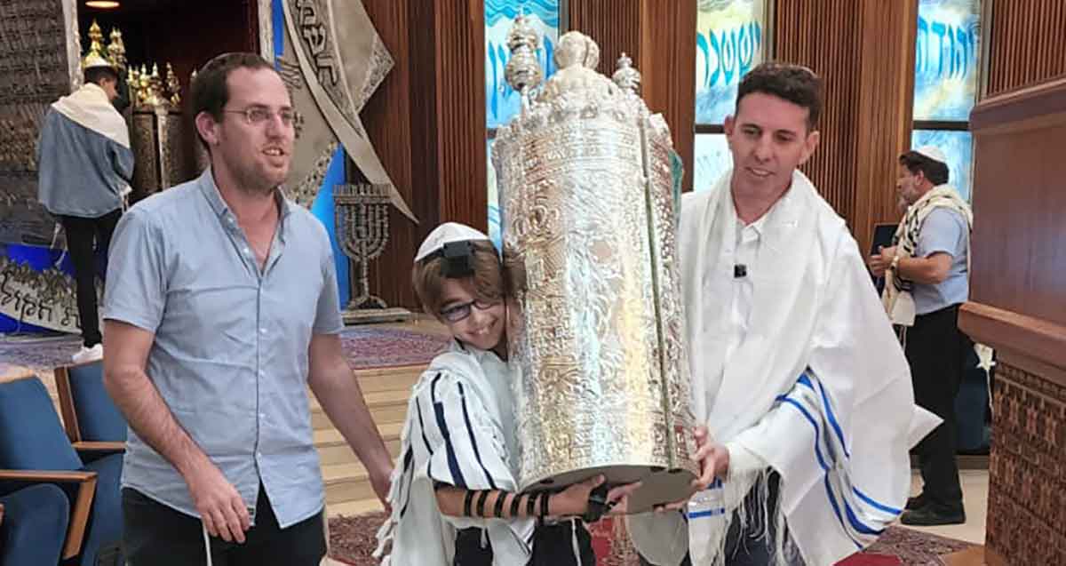 יאיר הדס ז"ל עם אביו דן