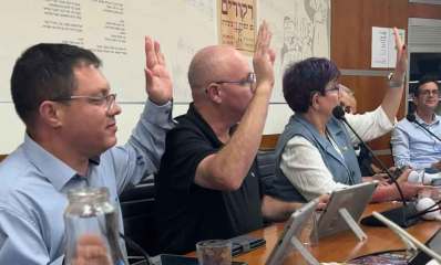 חברי מועצת העיר כפ"ס מסיעת מרצ, איציק מנהיימר, קובי פדוה ולירית שפיר שמש