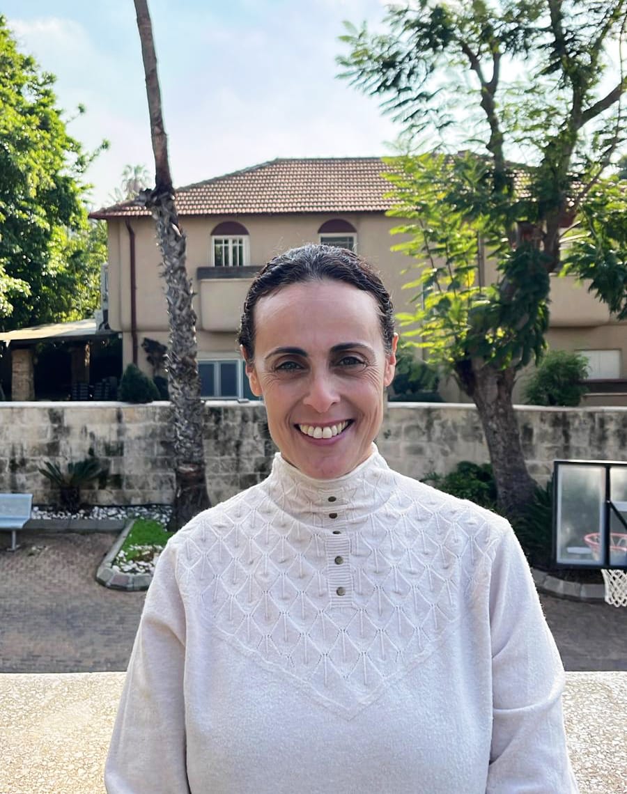 זהבית סילברשטיין, יועצת בית הספר רמב"ם בהרצליה. צילום: דוברות העירייה