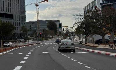 רמזור חדש ליד מתחם אושילנד בכפר סבא