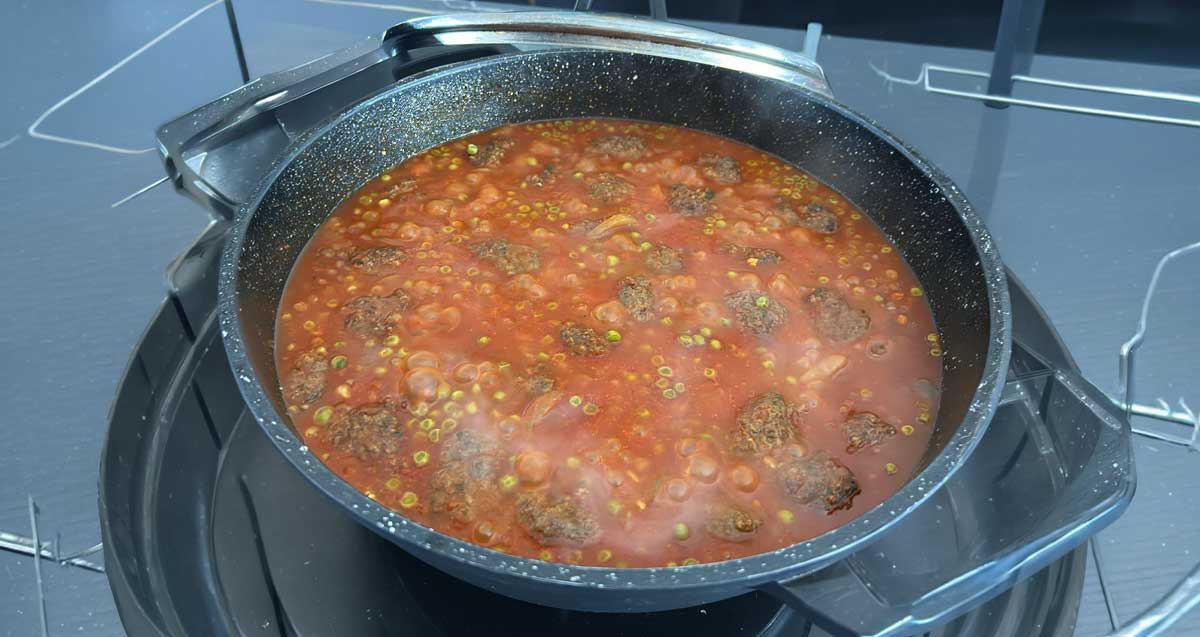 קציצות בשר שבושלו בכפר סבא