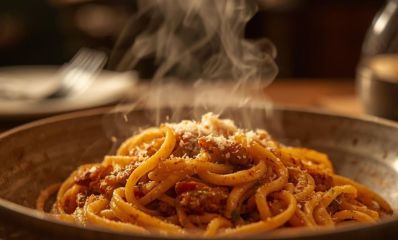 צלחת עם פסטה ברוטב עגבניות, הדמיית בינה מלאכותית: שרון אונליין