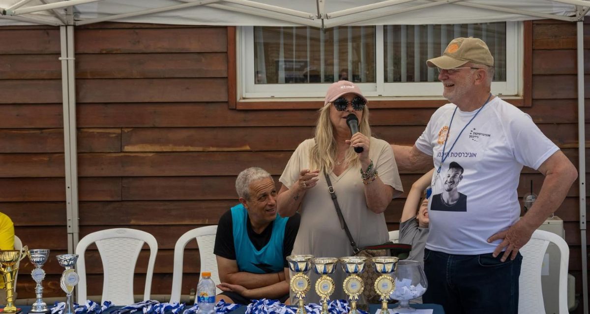 אמו של ליאם שרם בטוריניר הכדורסל, צילום: אוניברסיטת רייכמן