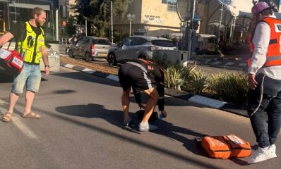 זירת תאונה ברעננה צומת אחוזה קרן היסוד, צילום: איחוד הצלה