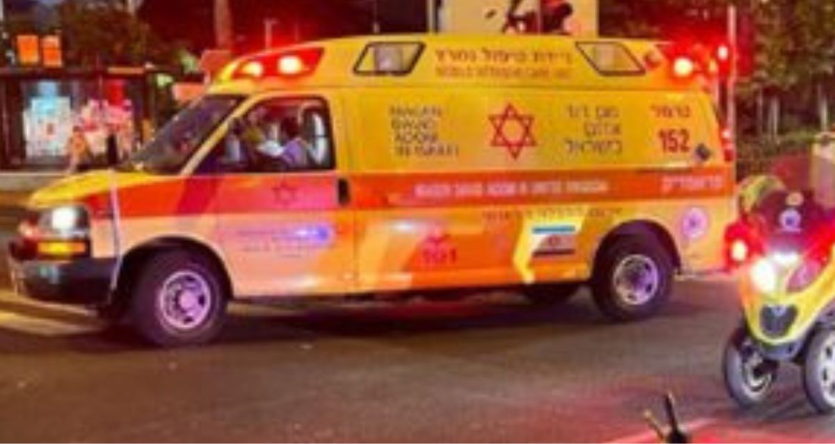 אמבולנס בלילה, צילום: מד"א