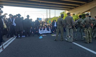 הפגנת חרדים קיצוניים נגד גיוס, צילום: משטרה
