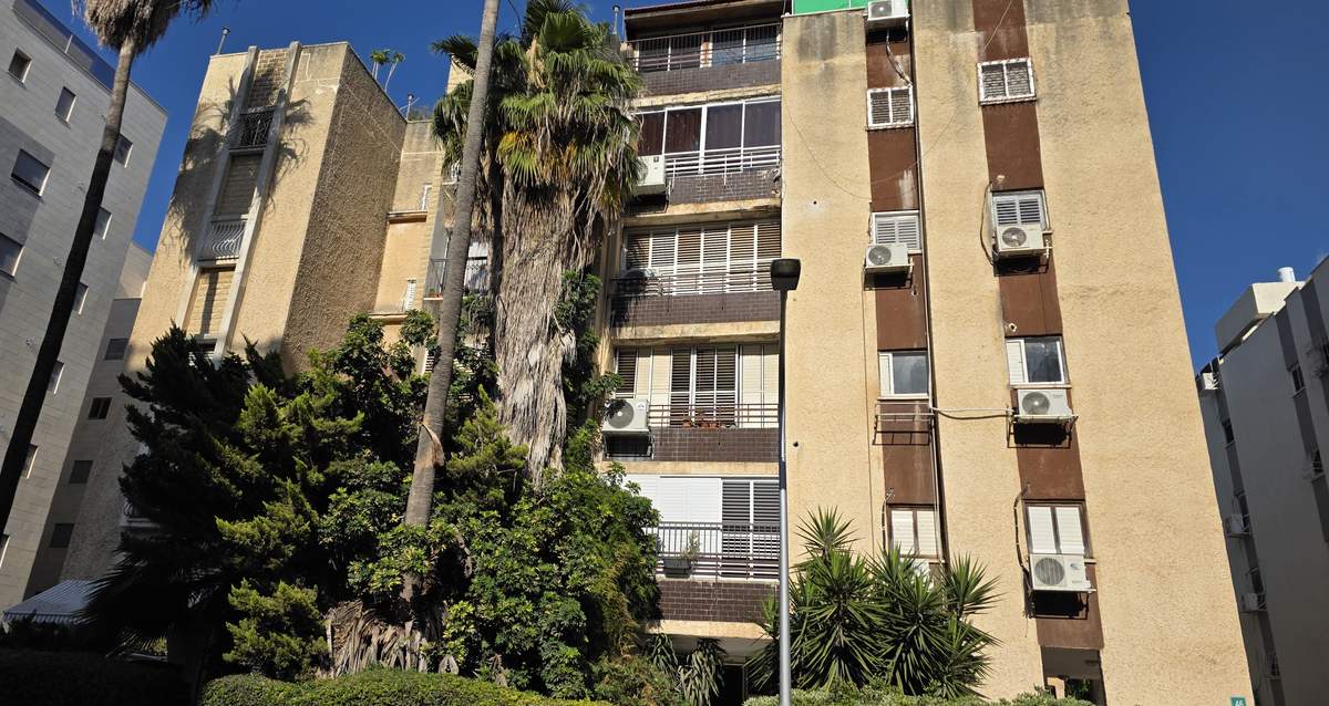הבניינים ברחוב מכבי 46-48 ברעננה. צילום: ינוב