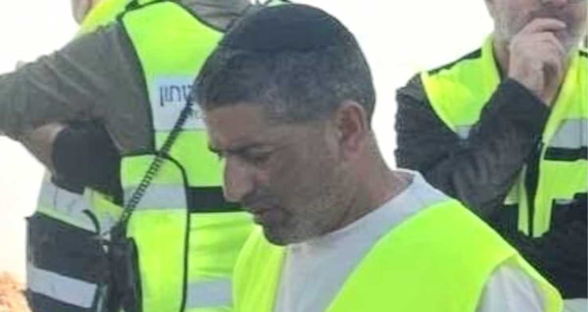 מאיר חובב סגן מנהל מחלקת התברואה ברמת השרון