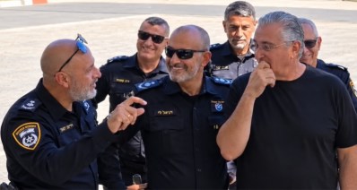 חיים ברוידט ודני לוי בביקורו בעיר, צילום: מתוך עמוד הפייסבוק של חיים ברוידא