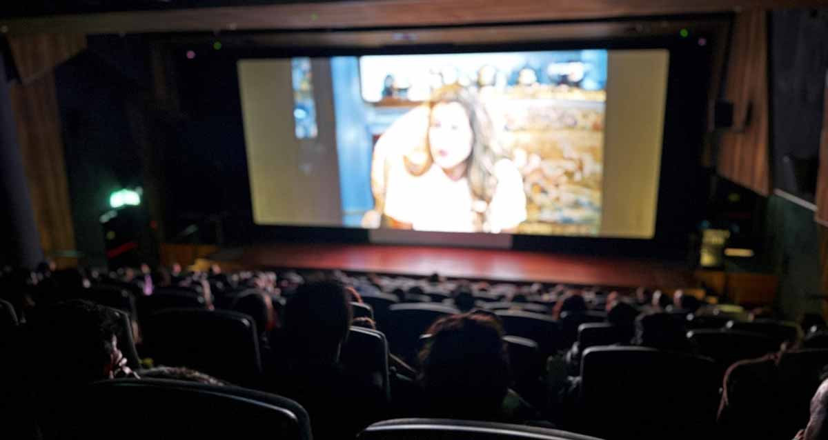 צילום ארכיון של קהל באולם סינמטק הרצליה